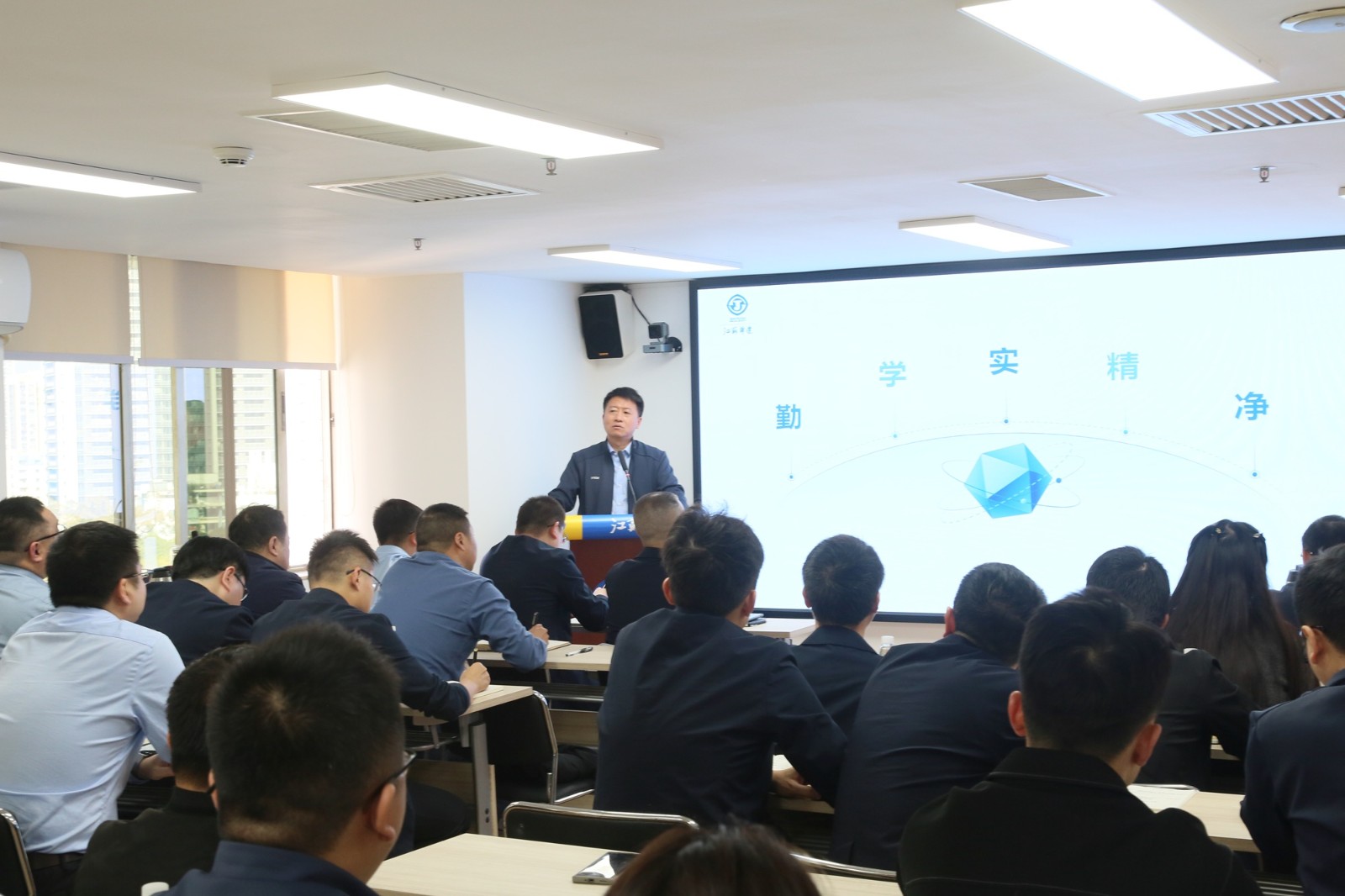 8L2A0693 - 副本.JPG